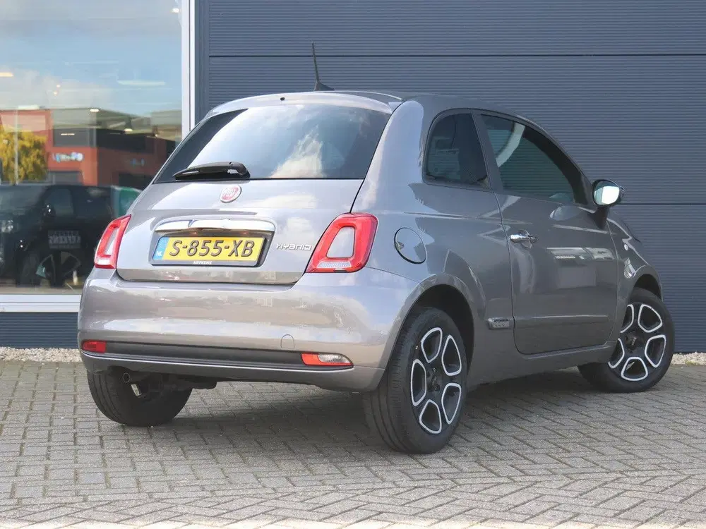Fiat 500 1.0 Hybrid Club uit 2023, foto 3