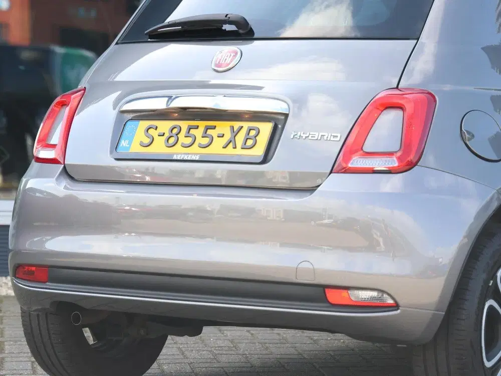 Fiat 500 1.0 Hybrid Club uit 2023, foto 4