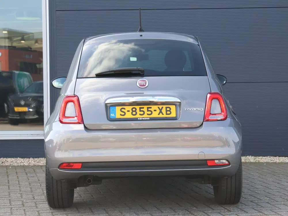 Fiat 500 1.0 Hybrid Club uit 2023, foto 5