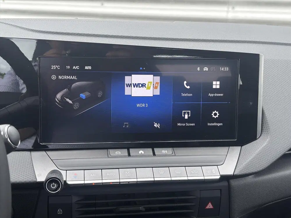 Opel Astra Electric 54 kWh Edition uit 2025, foto 19