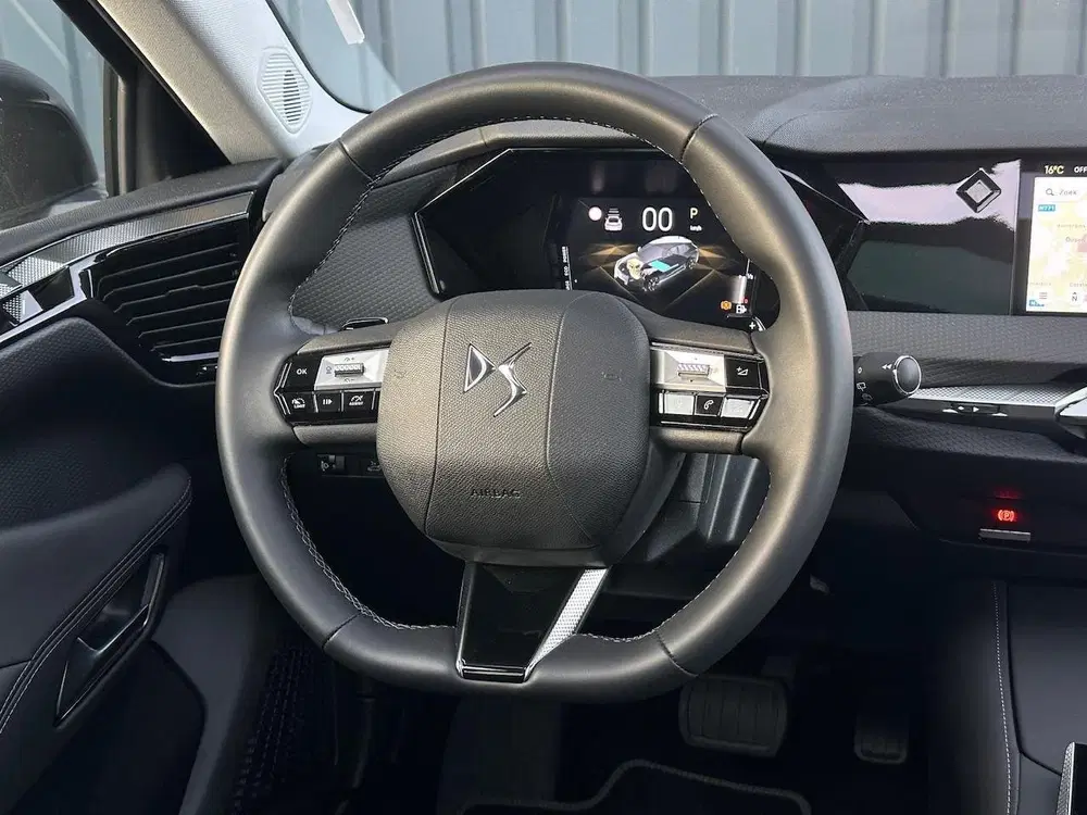 DS Automobiles DS 4 DS DS 4 1.2 Hybrid 136pk e-DCS6 Pallas I S uit 2025, foto 20
