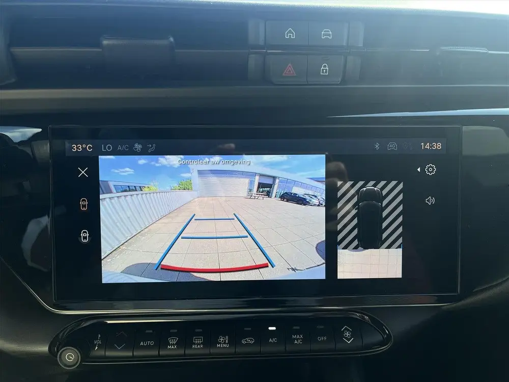 Alfa Romeo Junior 1.2 Turbo Hybrid 136pk eDCT6 Ibrida Specia uit 2025, foto 10