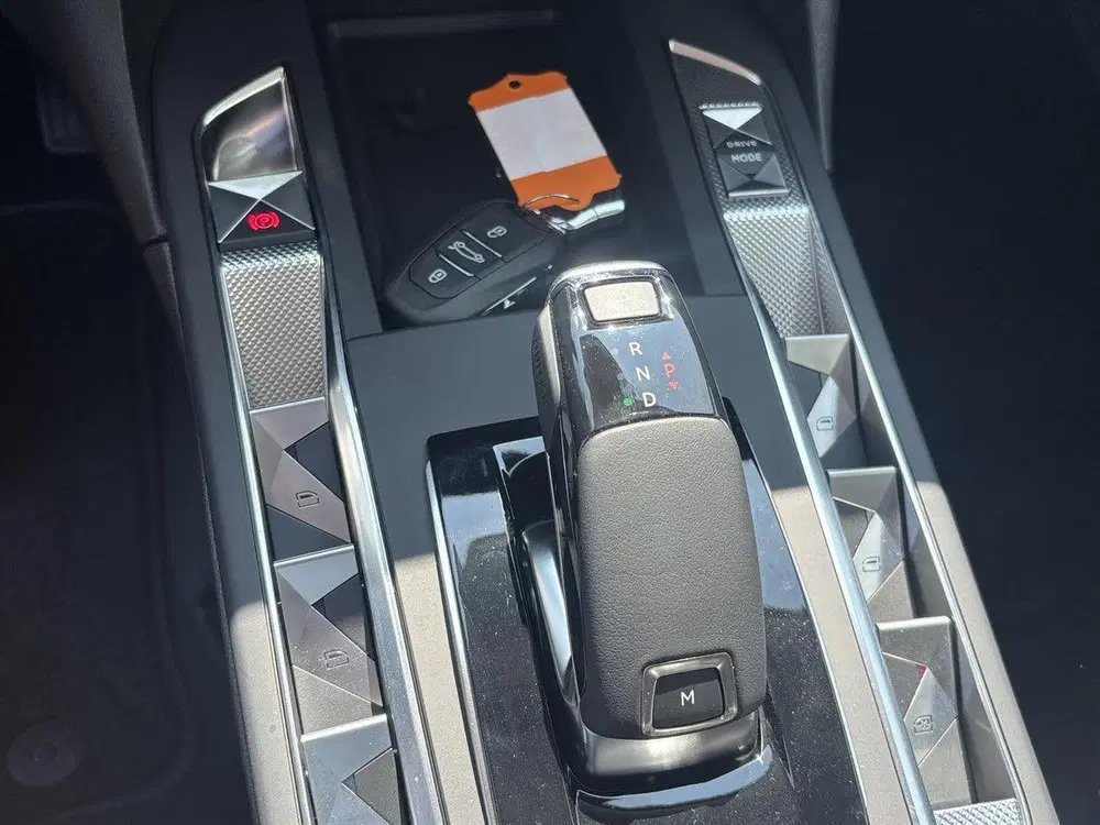 DS Automobiles DS 3 DS DS 3 E-TENSE 156pk Antoine de Saint Exu uit 2025, foto 15