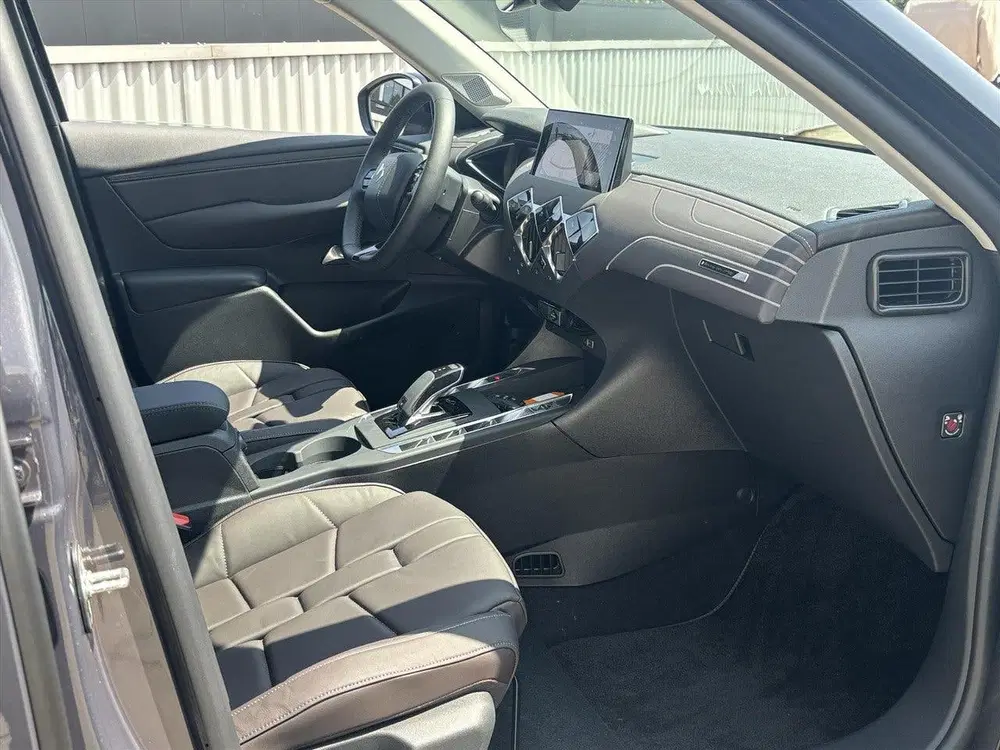 DS Automobiles DS 3 DS DS 3 E-TENSE 156pk Antoine de Saint Exu uit 2025, foto 9