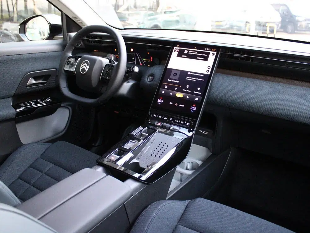 Citroën C5 Aircross 1.2 Hybrid 145 Business VOORRAAD KORTIN uit 2026, foto 3