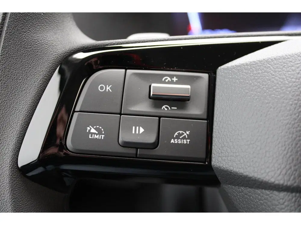 Peugeot Expert EV L3 75 kWh Navigatie uit 2025, foto 14