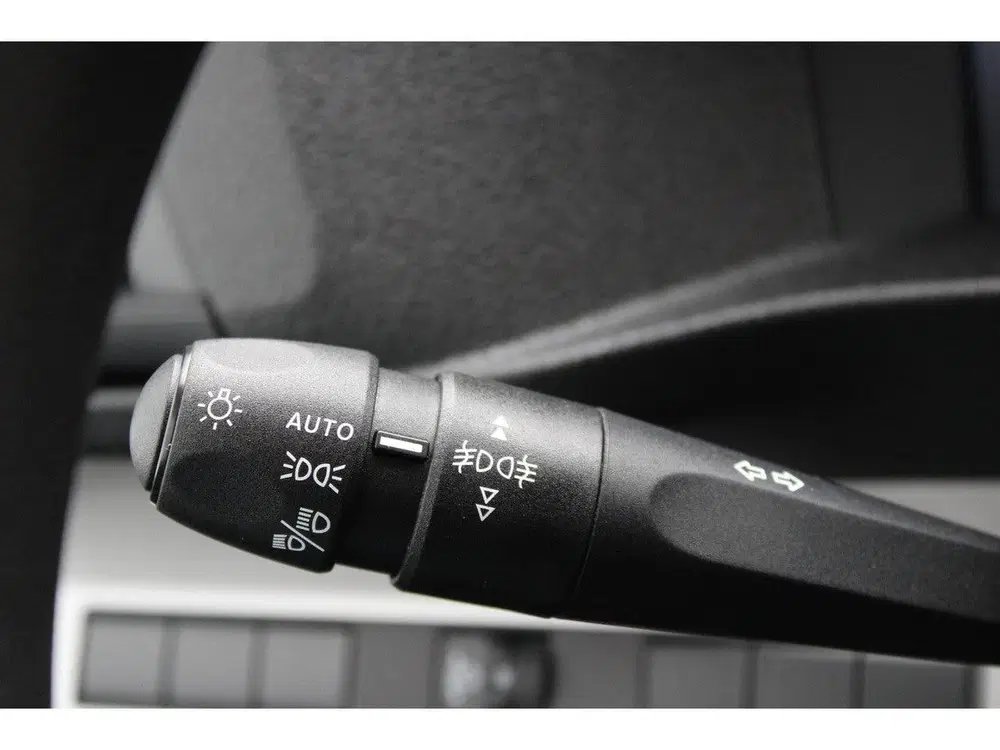 Peugeot Expert EV L3 75 kWh Navigatie uit 2025, foto 17