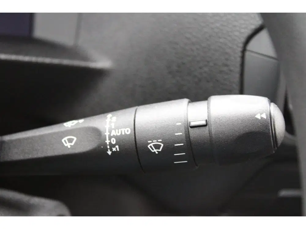 Peugeot Expert EV L3 75 kWh Navigatie uit 2025, foto 18