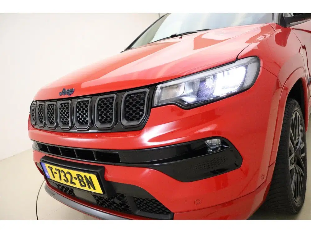 Jeep Compass 4xe 240 Plug-in Hybrid Electric S Automaat uit 2022, foto 19