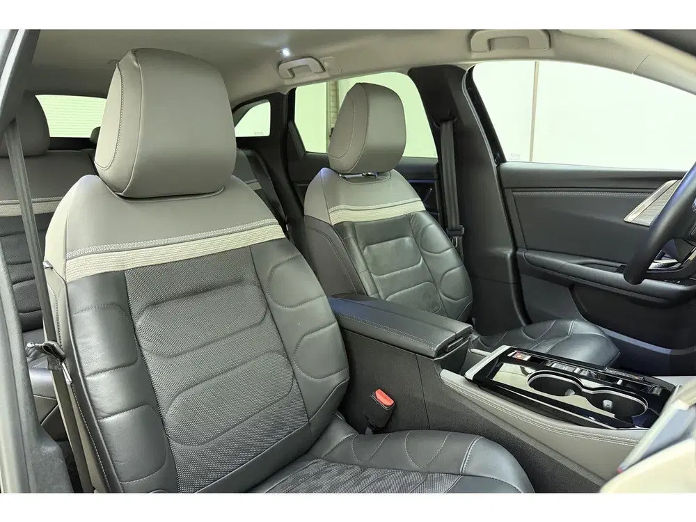Citroën C5 X 1.6 Plug-in Hybrid 225 Shine uit 2023, foto 13
