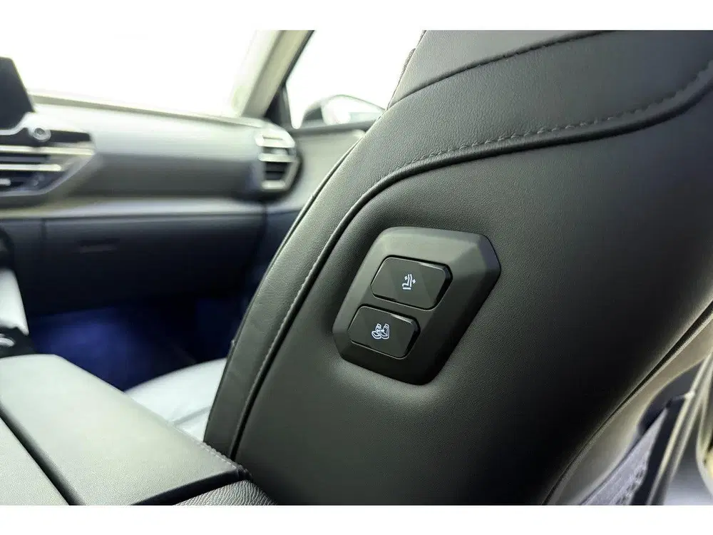 Citroën C5 X 1.6 Plug-in Hybrid 225 Shine uit 2023, foto 17