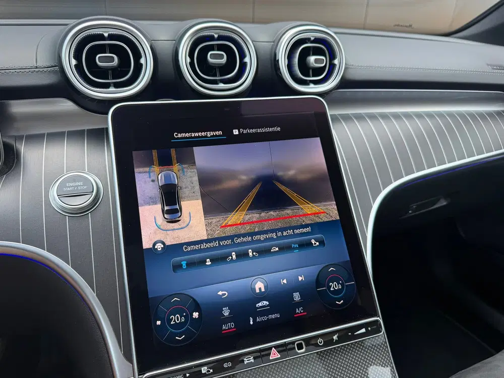 Mercedes-Benz C-Klasse 300e AMG Line Pano Burmester Trekhaak uit 2022, foto 12