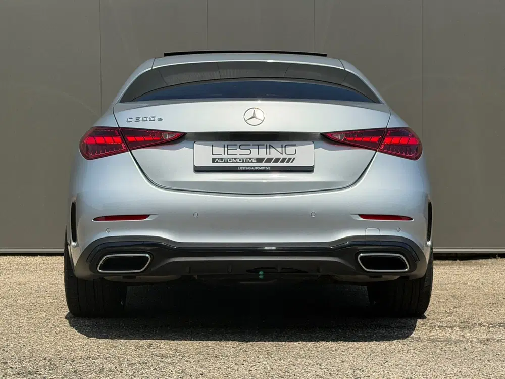Mercedes-Benz C-Klasse 300e AMG Line Pano Burmester Trekhaak uit 2022, foto 14
