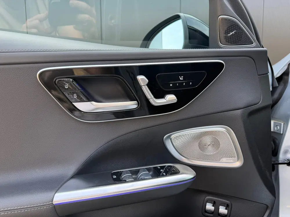 Mercedes-Benz C-Klasse 300e AMG Line Pano Burmester Trekhaak uit 2022, foto 8