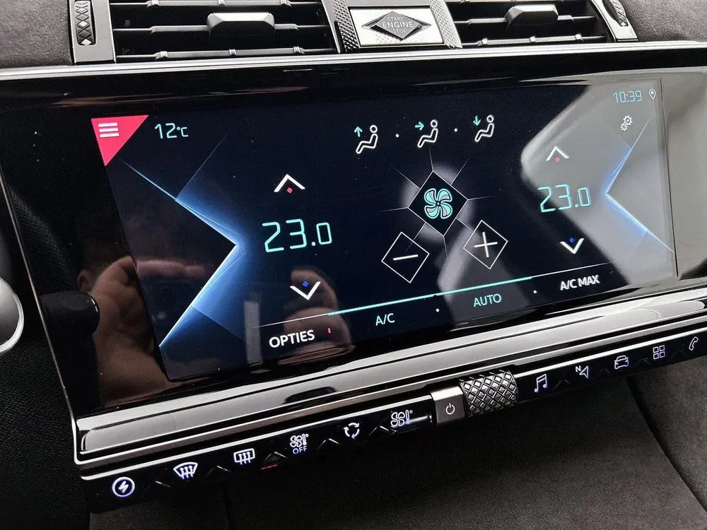 DS Automobiles 7 DS DS 7 Crossback E-Tense 4x4 Performance Line 300pk Automaa uit 2022, foto 19