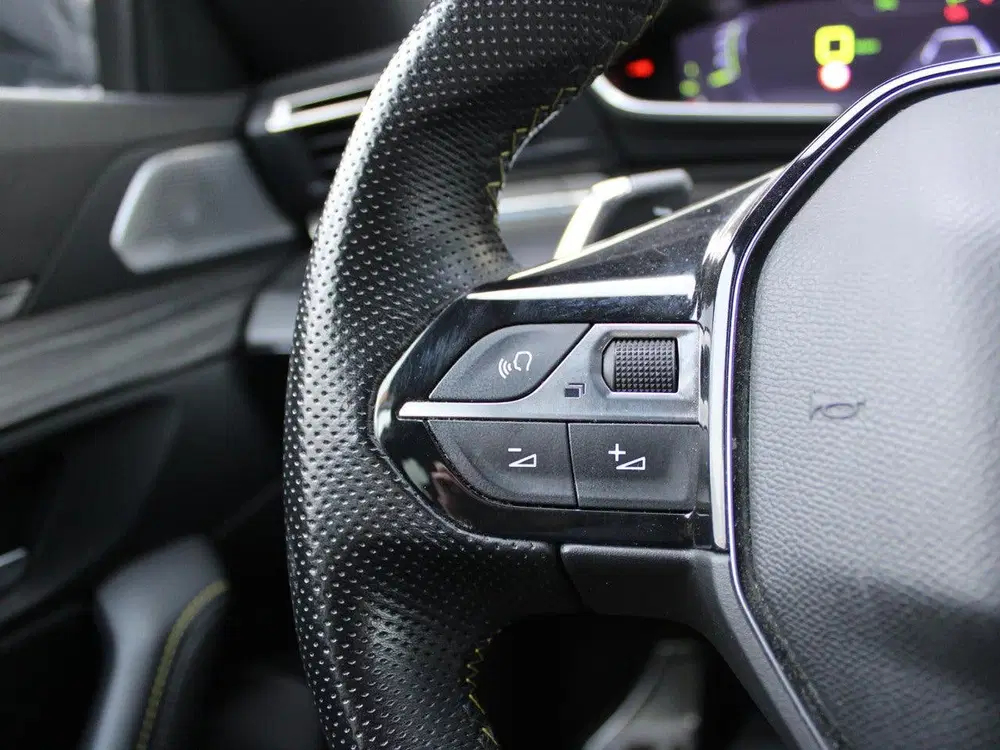 Peugeot 508 1.6 HYbrid Peugeot Sport Engineered uit 2021, foto 19