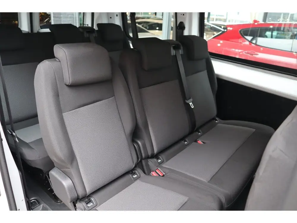 Opel Vivaro Combi Electric L2 75 kWh uit 2025, foto 9