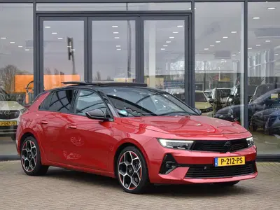 Opel Astra 1.6 Hybrid GS Line uit 2022