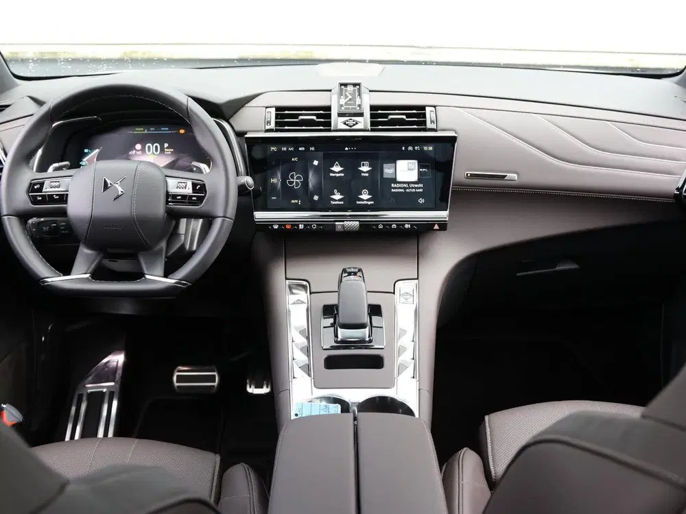 DS Automobiles DS 7 DS DS 7 1.6 PHEV 300 4x4 Etoile uit 2025, foto 9