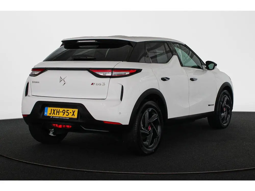 DS Automobiles DS 3 DS DS 3 Crossback E-Tense Performance Line uit 2022, foto 3