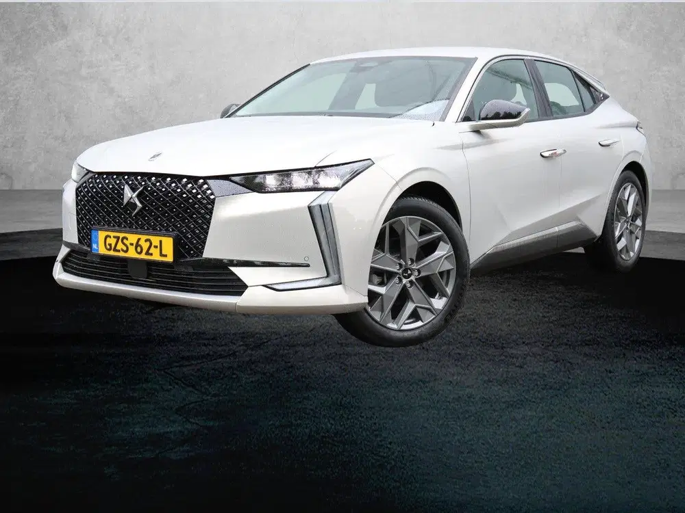 DS Automobiles DS 4 DS DS 4 1.2 145pk Hybrid Pallas uit 2025
