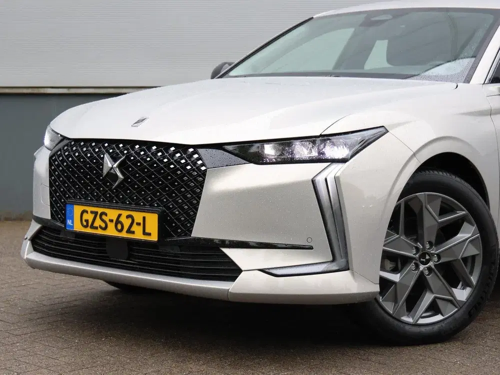 DS Automobiles DS 4 DS DS 4 1.2 145pk Hybrid Pallas uit 2025, foto 6