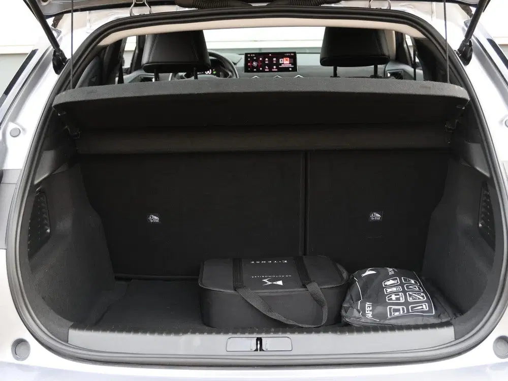 DS Automobiles DS 3 DS DS 3 E-Tense Performance Line 54 kWh 15 uit 2024, foto 18