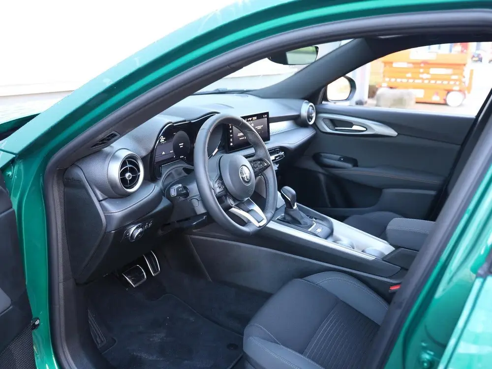 Alfa Romeo Tonale 1.3T PHEV Ti uit 2025, foto 11