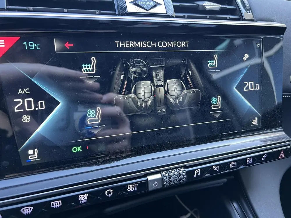 DS Automobiles 7 DS DS 7 Crossback 1.6 E-TENSE 300pk Aut 4x4 Louvre Night vis uit 2021, foto 19