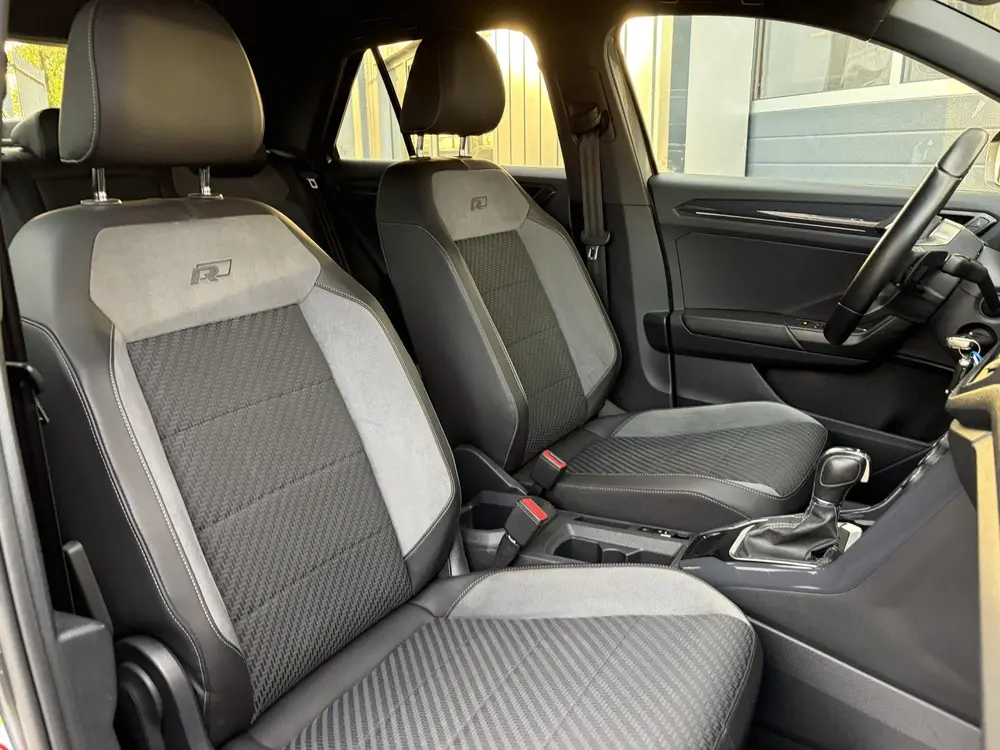 Volkswagen T-Roc 1.5 TSI Sport 3x R-Line | Climate |Camera | uit 2019, foto 15