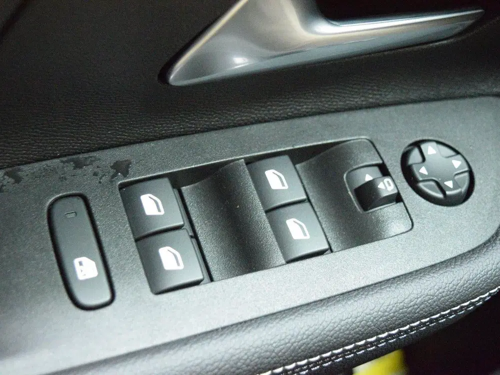 Opel Mokka Electric GS 54 kWh NAVIGATIE uit 2025, foto 19