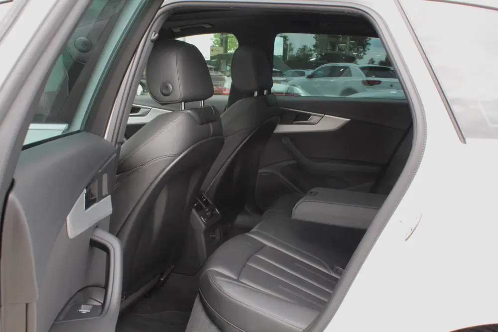 Audi A4 45 TFSI 245pk S-Line Edition PANO ACC LEER uit 2019, foto 5