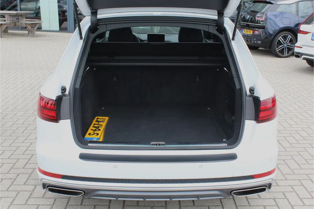 Audi A4 45 TFSI 245pk S-Line Edition PANO ACC LEER uit 2019, foto 6