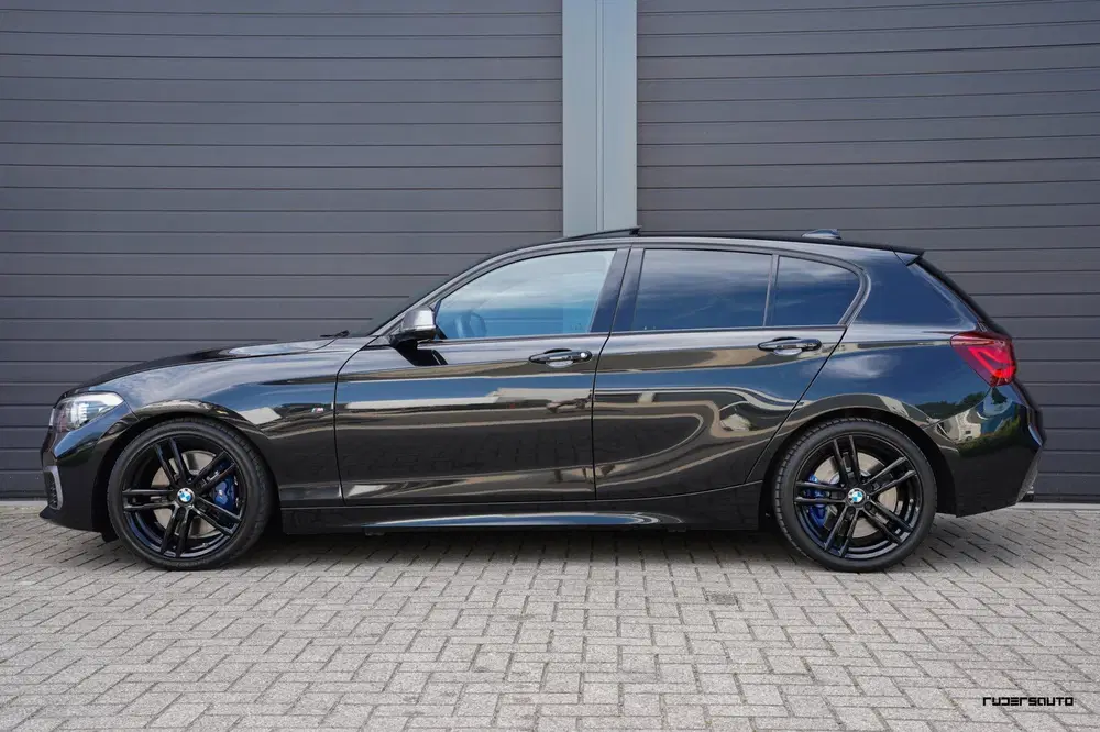 BMW 1-serie M140i LCI2 uit 2019, foto 14