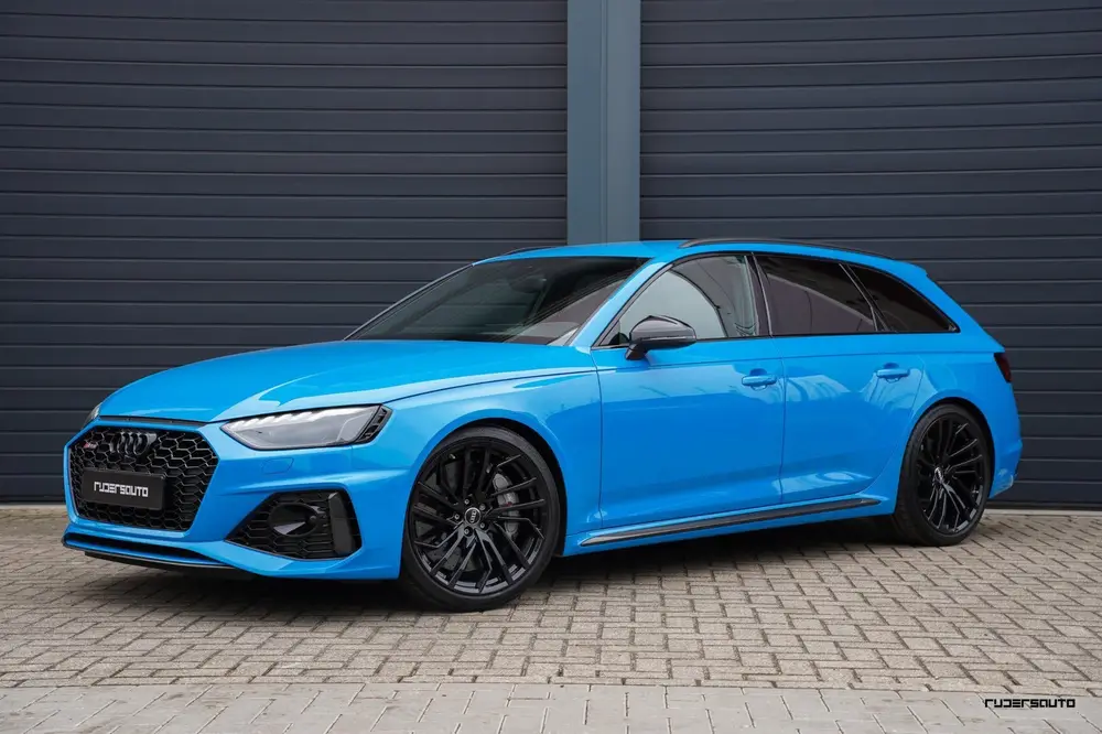 Audi RS4 uit 2020, foto 3