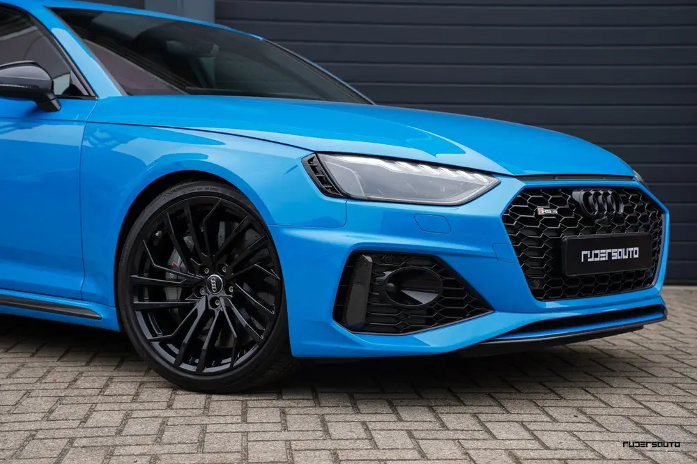 Audi RS4 uit 2020, foto 5