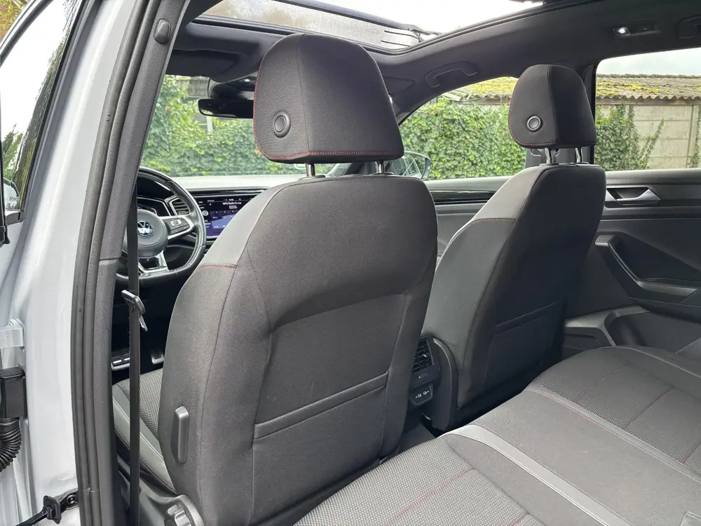 Volkswagen T-Roc 1.5 TSI DSG Sport|BlackStyle|Pano|White-Sil uit 2021, foto 19