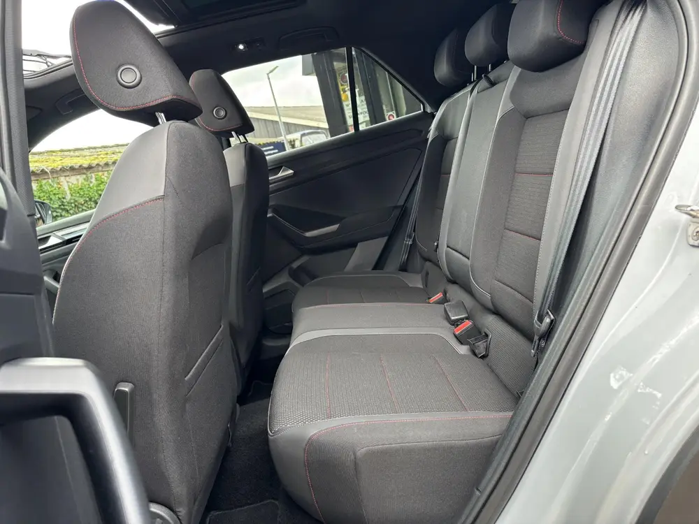 Volkswagen T-Roc 1.5 TSI DSG Sport|BlackStyle|Pano|White-Sil uit 2021, foto 20