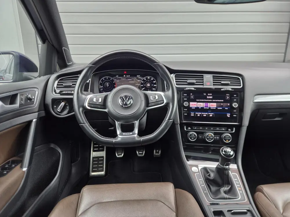 Volkswagen Golf 1.5 TSI Highline R-Line/Pano/ACC/Trekhaak/Le uit 2019, foto 18