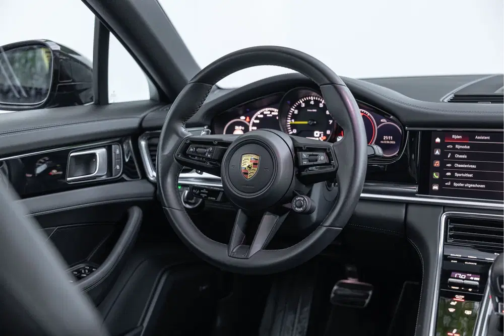 Porsche Panamera 2.9 4 E-Hybrid Sport-design Sport-uitlaat uit 2022, foto 19