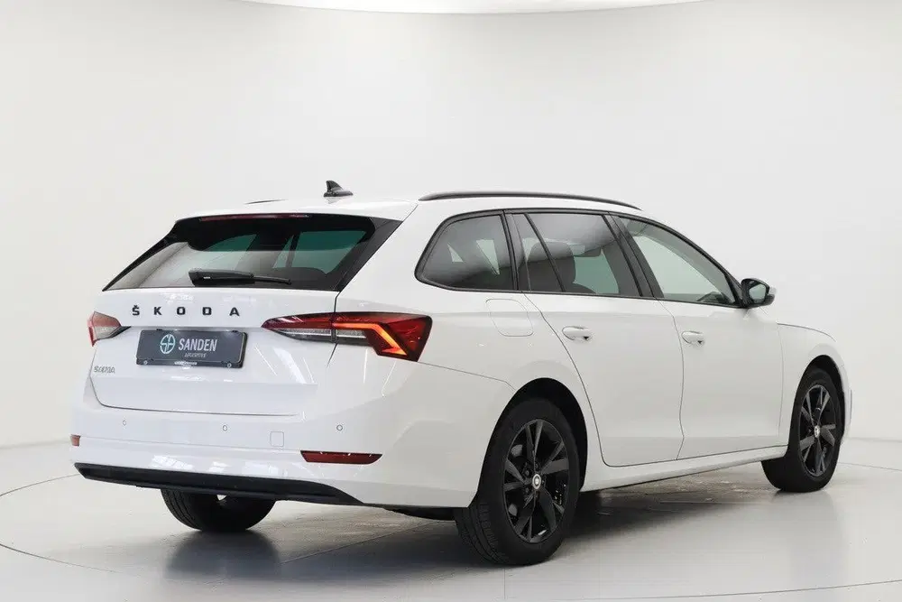 Skoda Octavia 1.4 TSI iV PHEV Ambition uit 2023, foto 13