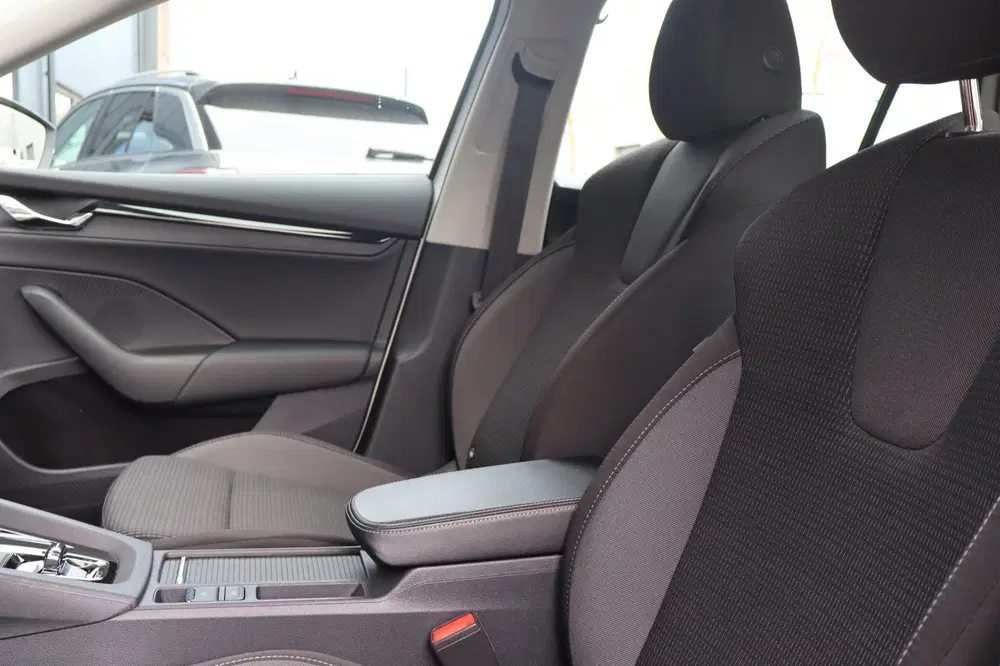 Skoda Octavia 1.4 TSI iV PHEV Ambition uit 2023, foto 14