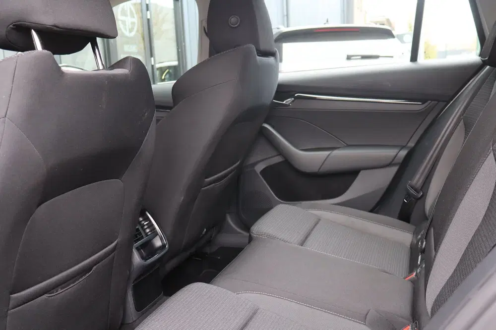 Skoda Octavia 1.4 TSI iV PHEV Ambition uit 2023, foto 16