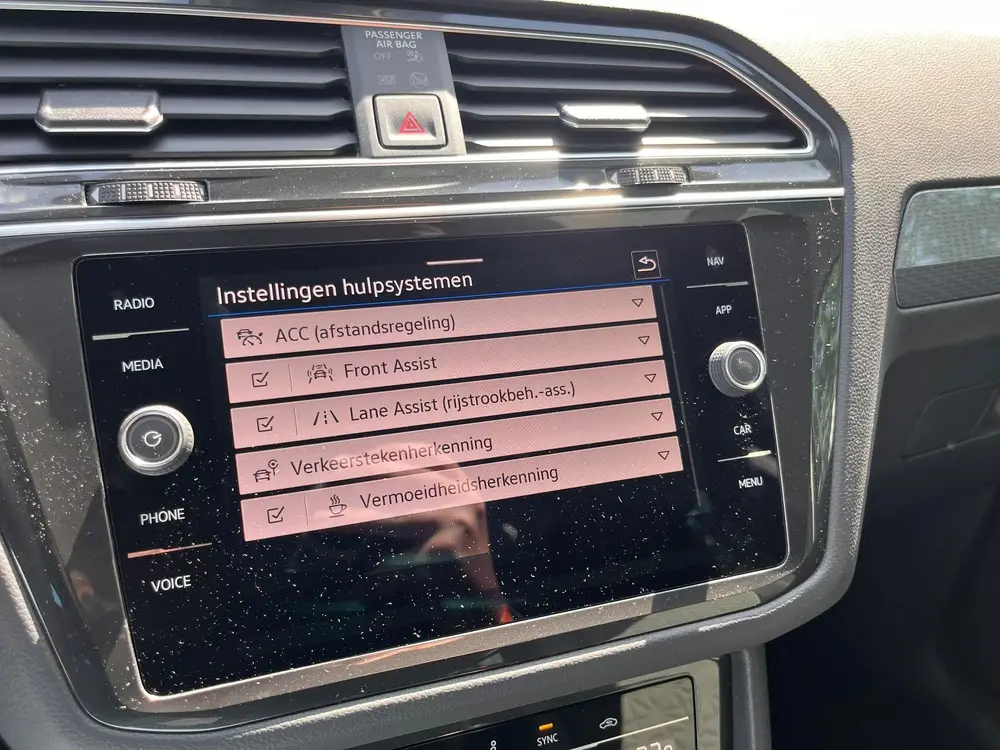 Volkswagen Tiguan 1.5 TSI Life Business (Trekhaak,Camera,Vir uit 2023, foto 19