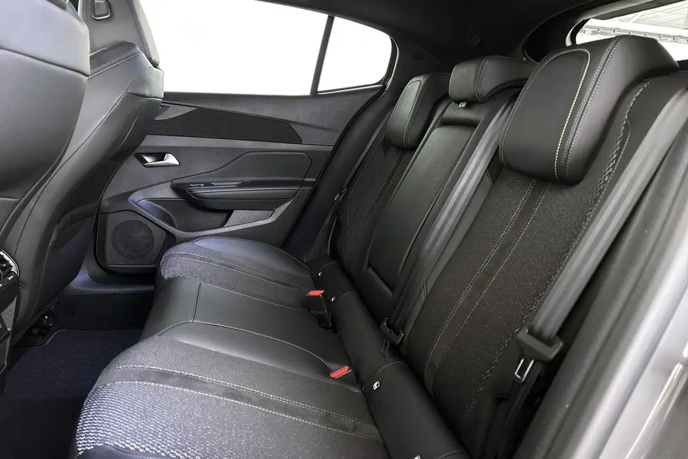 Peugeot 408 1.2 Hybrid 145 e-DCS6 GT 360 Camera Stuurv uit 2026, foto 8