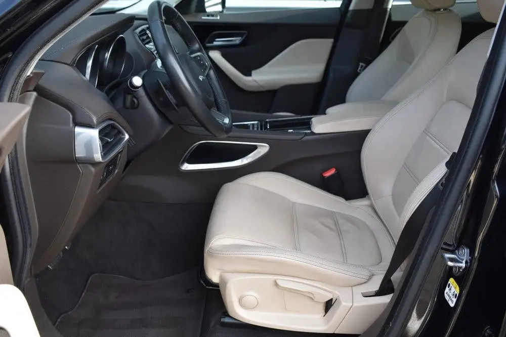 Jaguar F-Pace 2.0T AWD PRESTIGE / LEDER + STOEL VERW. / P.CA uit 2019, foto 13