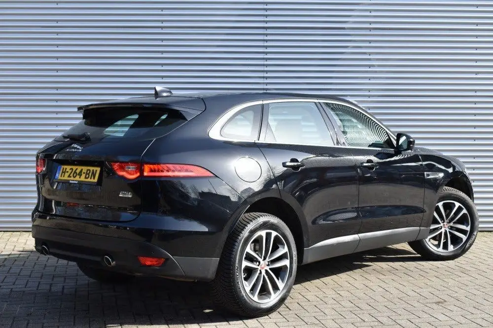 Jaguar F-Pace 2.0T AWD PRESTIGE / LEDER + STOEL VERW. / P.CA uit 2019, foto 5