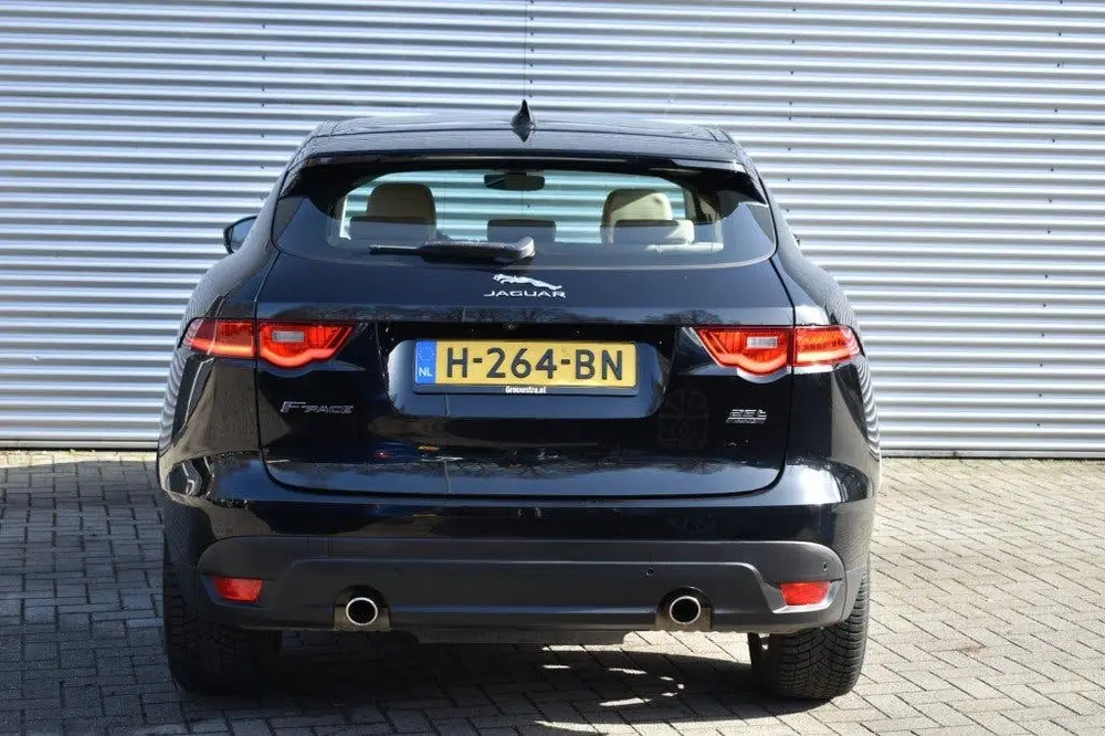 Jaguar F-Pace 2.0T AWD PRESTIGE / LEDER + STOEL VERW. / P.CA uit 2019, foto 8