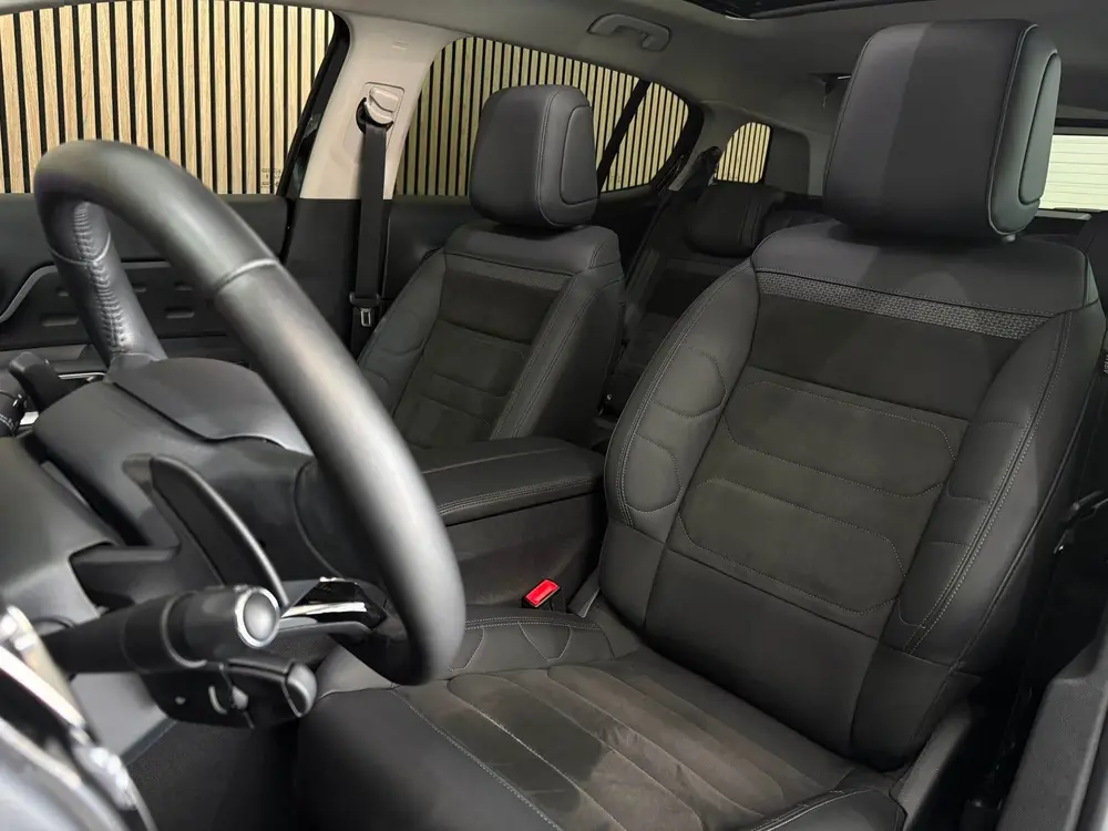 Citroën C5 Aircross Citroen C5 Aircross 1.2 Hybrid 145 Plus Au uit 2024, foto 11