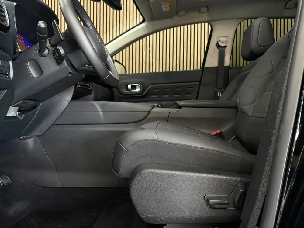 Citroën C5 Aircross Citroen C5 Aircross 1.2 Hybrid 145 Plus Au uit 2024, foto 9